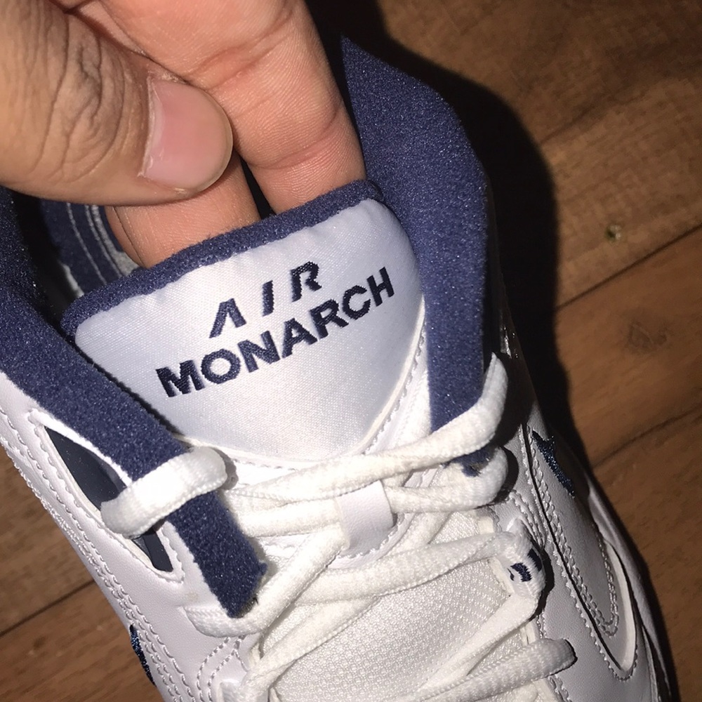 NIKE AIR MONARCH - Picture 5 of 7